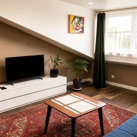 Liberty Avenue Apartament *
